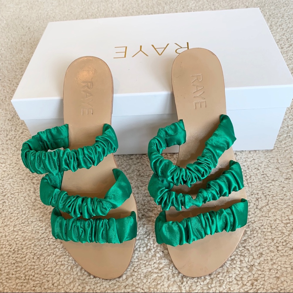 Berry Slide in Emerald